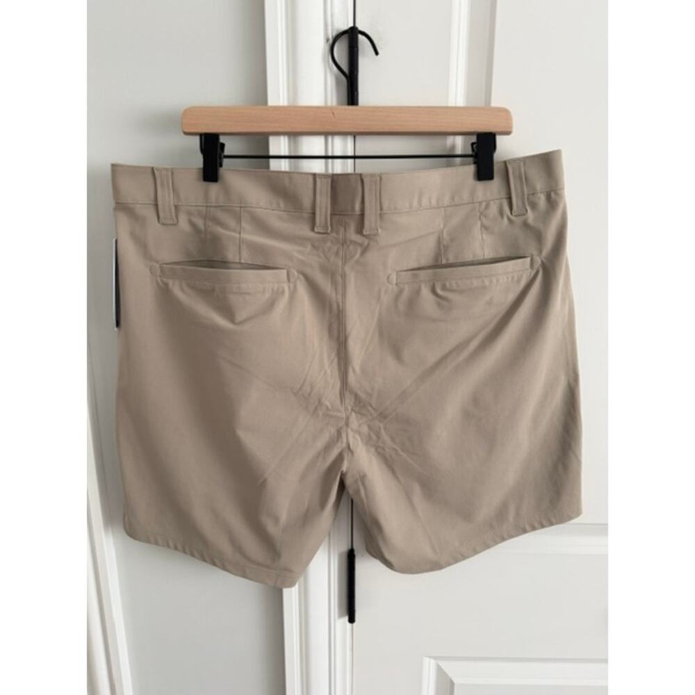 Rhone NWT Commuter Short 7" Size 38 Men's Khaki - Picture 7 of 10